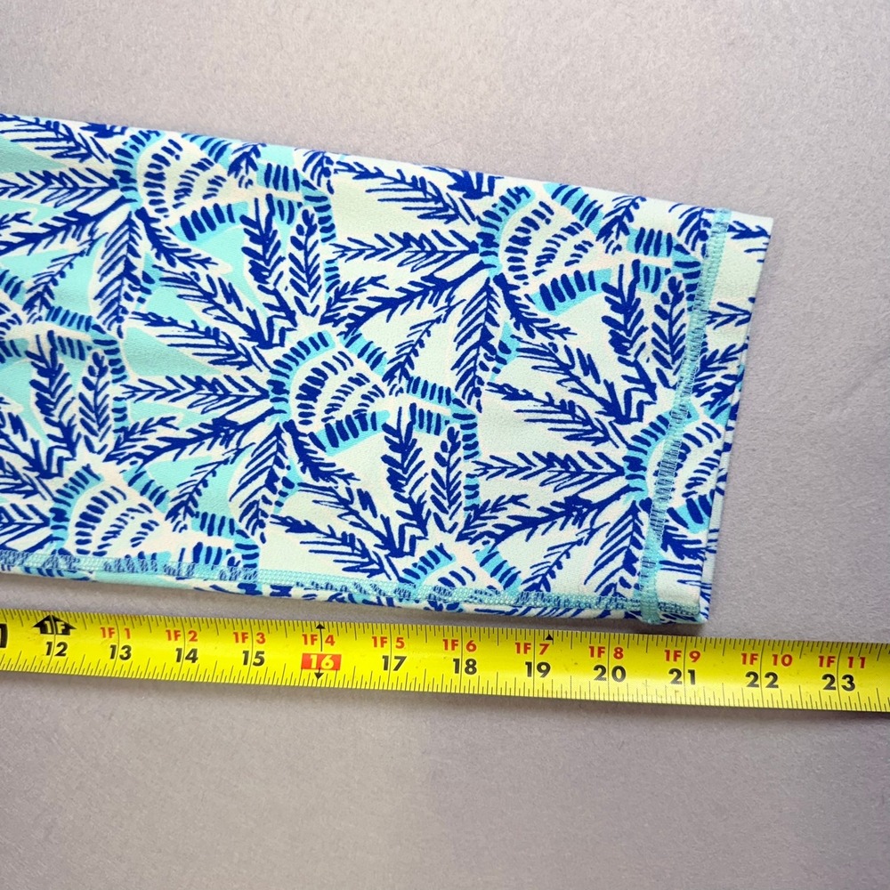 Lilly Pulitzer Luxletic Leggings Womens Medium UPF 50+ Blue Tropical Palm Crop - Picture 8 of 10